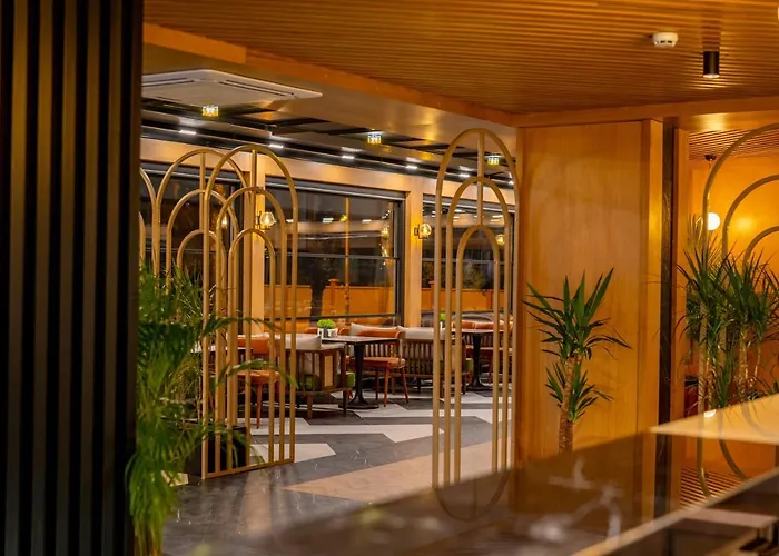 Perast Hotel *