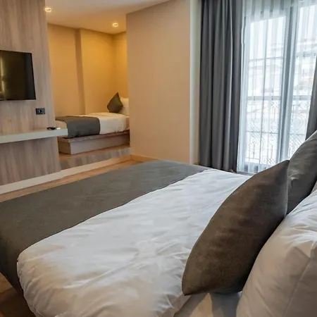 Perast Hotell Antalya